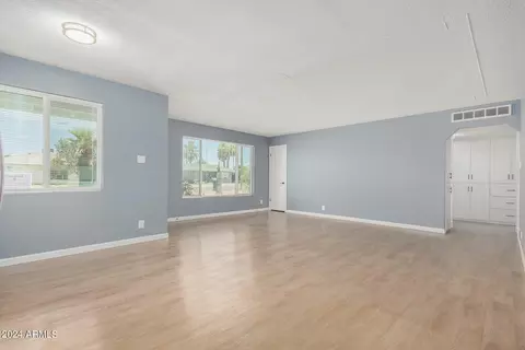 1523 E 3rd Ave, Mesa, AZ 85204 photo 3