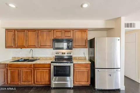 1920 W Pershing Ave, Phoenix, AZ 85029 photo 13