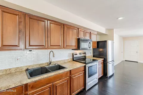 1920 W Pershing Ave, Phoenix, AZ 85029 photo 15