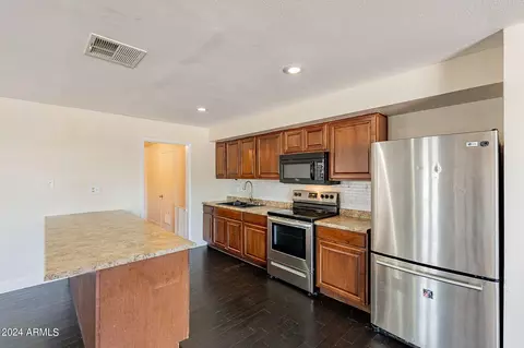 1920 W Pershing Ave, Phoenix, AZ 85029 photo 11