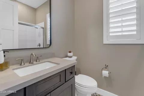 Bath - 1618 E Minton St, Mesa, AZ 85203 photo 13 of 14