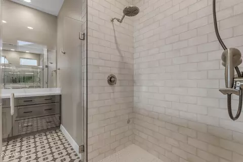 Bath - 1618 E Minton St, Mesa, AZ 85203 photo 6 of 14