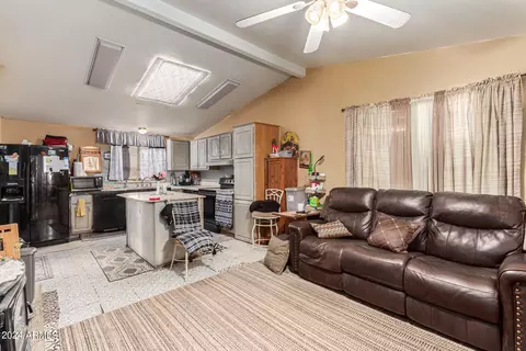 562 N Vista Rd, Apache Junction, AZ 85119 photo 8