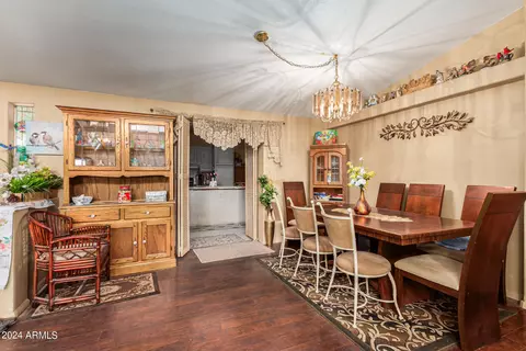 562 N Vista Rd, Apache Junction, AZ 85119 photo 4