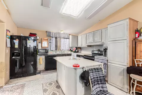 562 N Vista Rd, Apache Junction, AZ 85119 photo 10