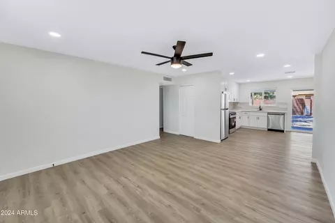 3202 W Libby St, Phoenix, AZ 85053 photo 5