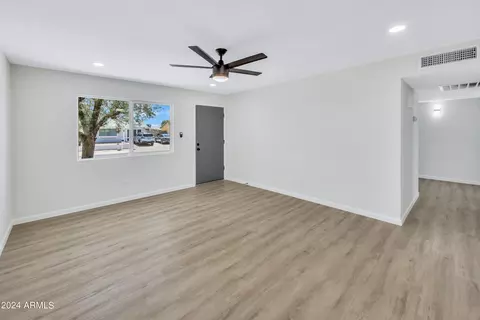 3202 W Libby St, Phoenix, AZ 85053 photo 6