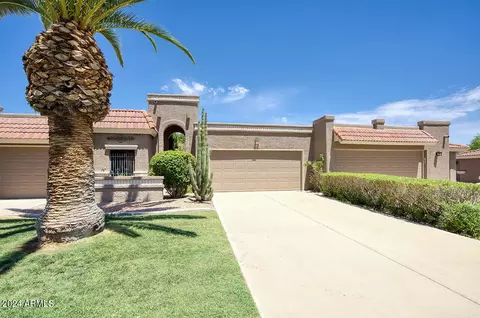 25229 S Mohawk Dr, Sun Lakes, AZ 85248
