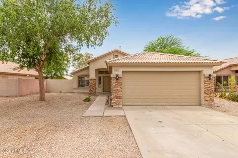 7825 W Palo Verde Dr, Glendale, AZ 85303
