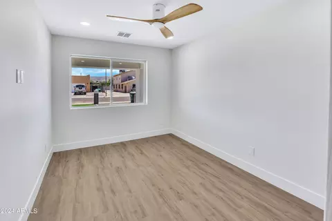 2928 E Mobile Ln, Phoenix, AZ 85040 photo 21