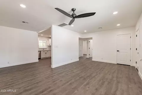 502 S Pasadena --, Mesa, AZ 85210 photo 4