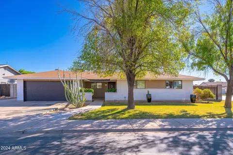 3003 Edgewood Ave, Mesa, AZ 85204