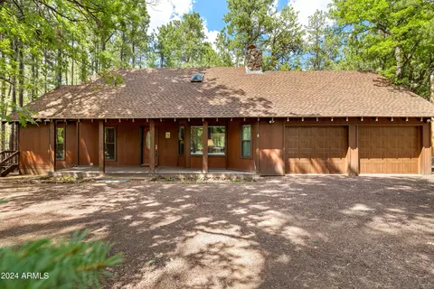 6392 Country Club Dr, Pinetop, AZ 85935