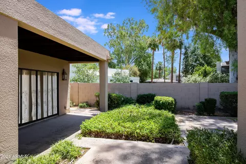 2441 E Oregon Ave, Phoenix, AZ 85016 photo 8