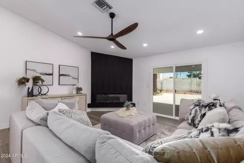 4344 E Beck Ln, Phoenix, AZ 85032 photo 14