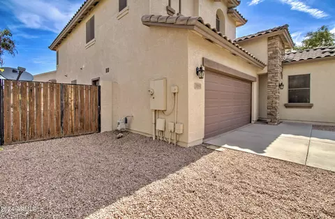 Exterior - 3354 E Merlot St, Gilbert, AZ 85298 photo 4 of 18