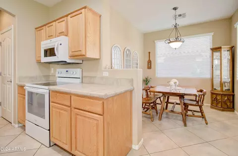 Kitchen - 3354 E Merlot St, Gilbert, AZ 85298 photo 4 of 6
