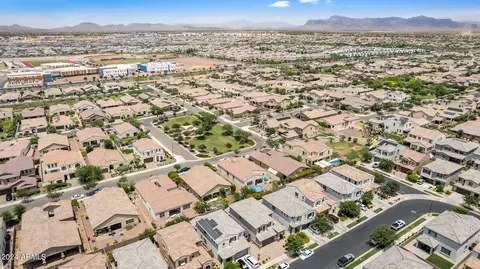 View/Area - 9539 E Thornbush Ave, Mesa, AZ 85212 photo 2 of 11