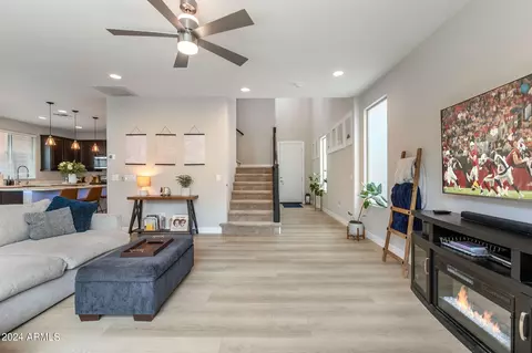 Entry Way - 9539 E Thornbush Ave, Mesa, AZ 85212 photo 8 of 11