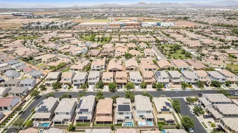 View/Area - 9539 E Thornbush Ave, Mesa, AZ 85212 photo 5 of 11