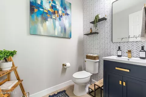 Bath - 9539 E Thornbush Ave, Mesa, AZ 85212 photo 1 of 13