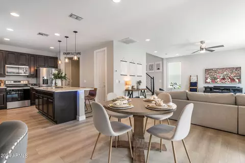 Dining - 9539 E Thornbush Ave, Mesa, AZ 85212 photo 3 of 3