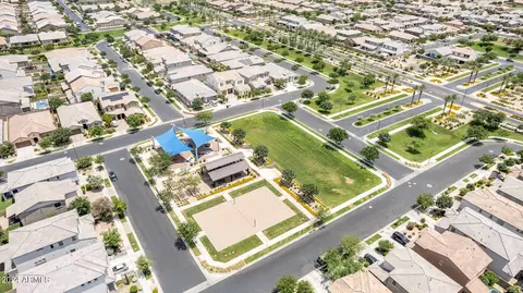 View/Area - 9539 E Thornbush Ave, Mesa, AZ 85212 photo 7 of 11