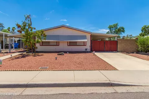 2925 E Sequoia Dr, Phoenix, AZ 85050
