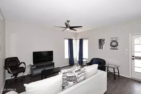 4317 E Silverwood Dr, Phoenix, AZ 85048 photo 17