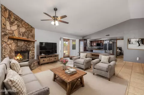 4043 E Dover St, Mesa, AZ 85205