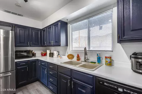 1701 E Pickrell Dr, Phoenix, AZ 85042 photo 37