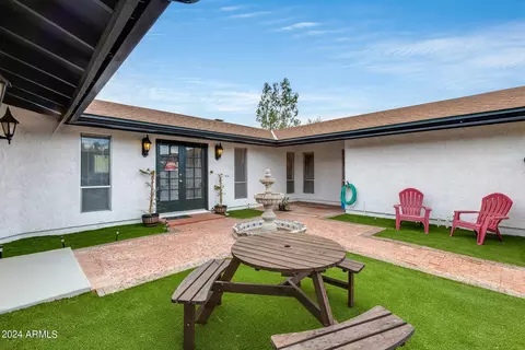 1701 E Pickrell Dr, Phoenix, AZ 85042 photo 12