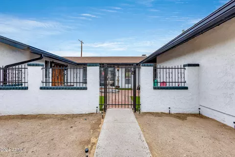 1701 E Pickrell Dr, Phoenix, AZ 85042 photo 10