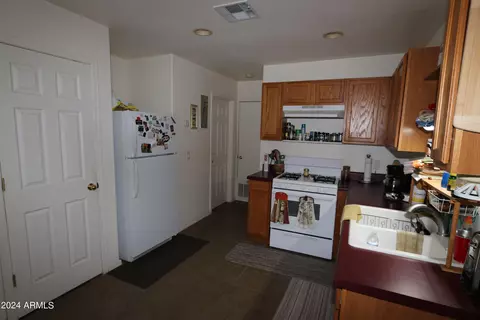 Kitchen - 1317 E Justin St, Pearce, AZ 85625 photo 3 of 3