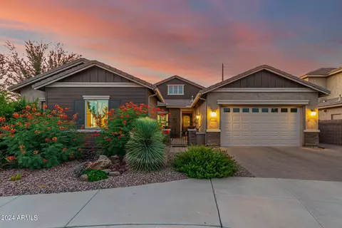 20416 E Raven Dr, Queen Creek, AZ 85142