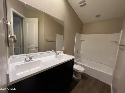 3055 N 33rd Pl, Phoenix, AZ 85018 photo 33