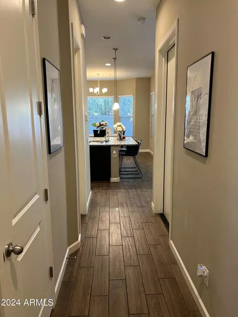 3055 N 33rd Pl, Phoenix, AZ 85018 photo 5