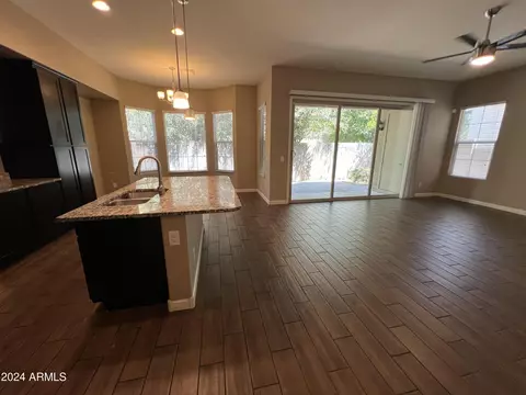 3055 N 33rd Pl, Phoenix, AZ 85018 photo 7