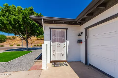3319 E Pershing Ave, Phoenix, AZ 85032 photo 9