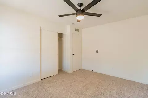 4624 E Cheyenne Dr, Phoenix, AZ 85044 photo 19