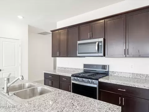 41630 W Sonoran Trl, Maricopa, AZ 85138