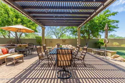 3807 E Crest Ln, Phoenix, AZ 85050 photo 28