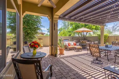 3807 E Crest Ln, Phoenix, AZ 85050 photo 29