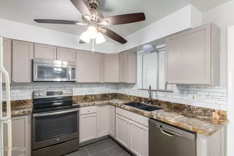 866 W 5th Ave, Apache Junction, AZ 85120 photo 17