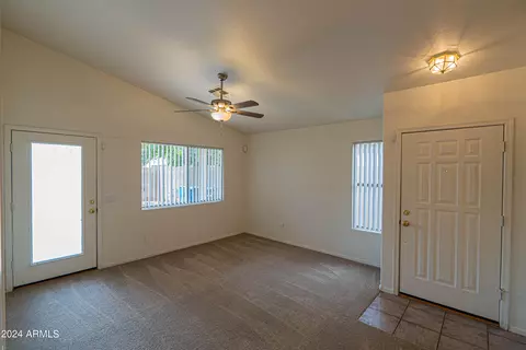 1729 E Del Rio St, Gilbert, AZ 85295 photo 2