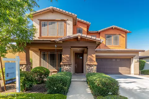14910 W Dreyfus St, Surprise, AZ 85379