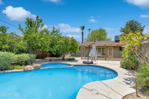 730 E Hayward Ave, Phoenix, AZ 85020