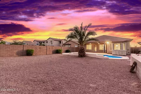 6207 S Cottonfields Ln, Laveen, AZ 85339