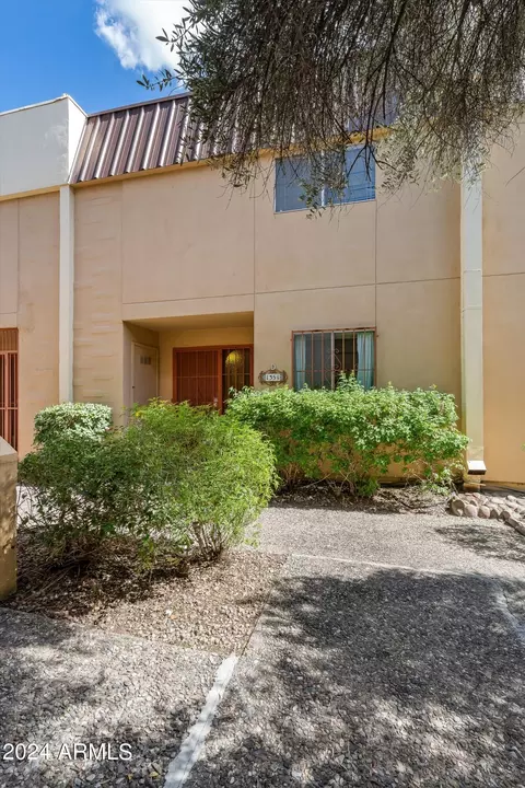 1351 E D E Fort Lowell Rd #33, Tucson, AZ 85719