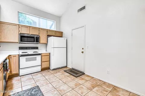 1136 E Wildwood Dr, Phoenix, AZ 85048 photo 14